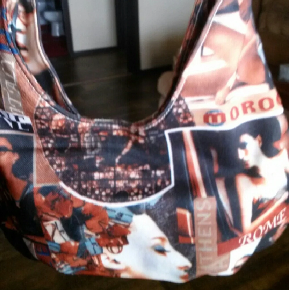 Contemporary Beautiful & Unique Hobo Multicolor Handbag !!!